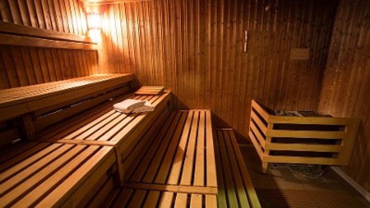 Rotterdam - Wie schoot er op sauna Schieweg?